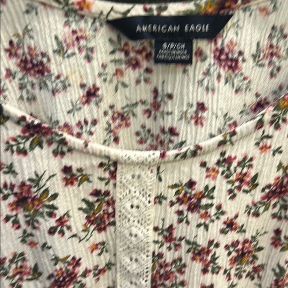 American Eagle Outfitters Pink Cream Fitted‎ Ruffled Camisole - Picture 2 of 10